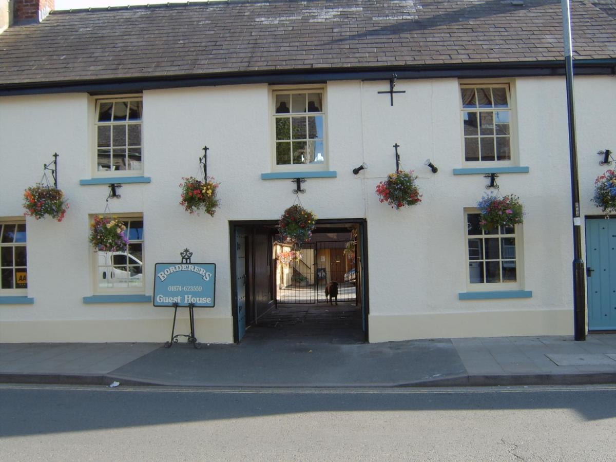 Borderers Inn Brecon Bagian luar foto