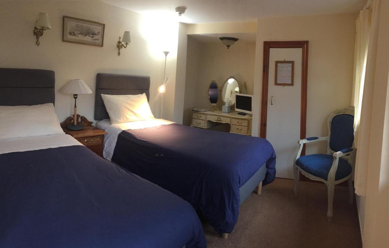Borderers Inn Brecon Bagian luar foto