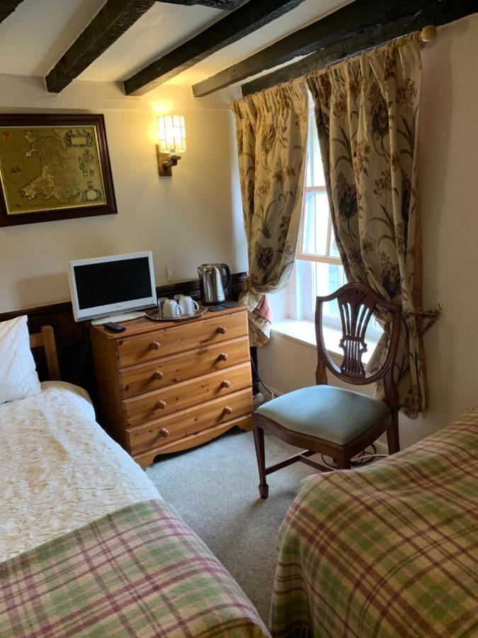 Borderers Inn Brecon Bagian luar foto